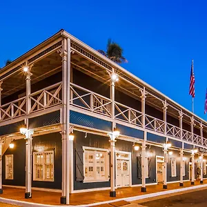 Hotel Pioneer Lahaina
